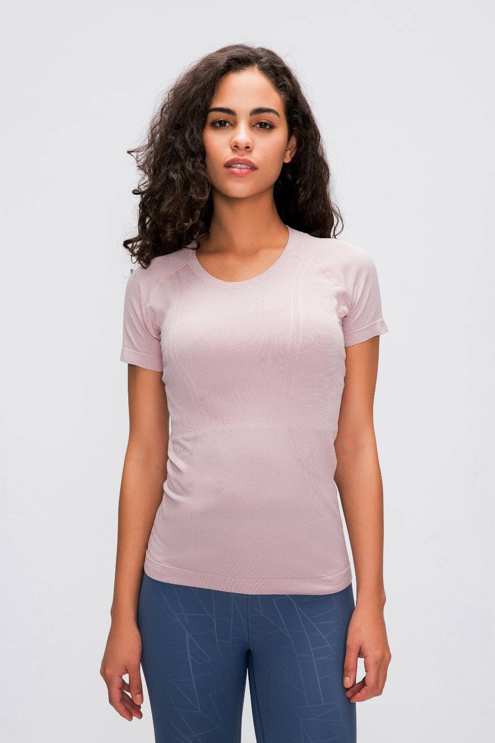Round Neck Active T-Shirt for Workouts and Everyday Comfort