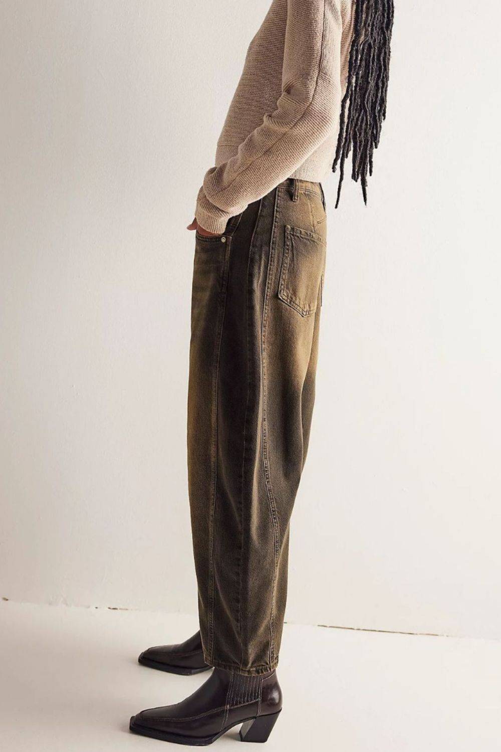 Wide Leg Barrel Jeans with Pockets | Timeless Wide-Leg Denim for Everyday Wear