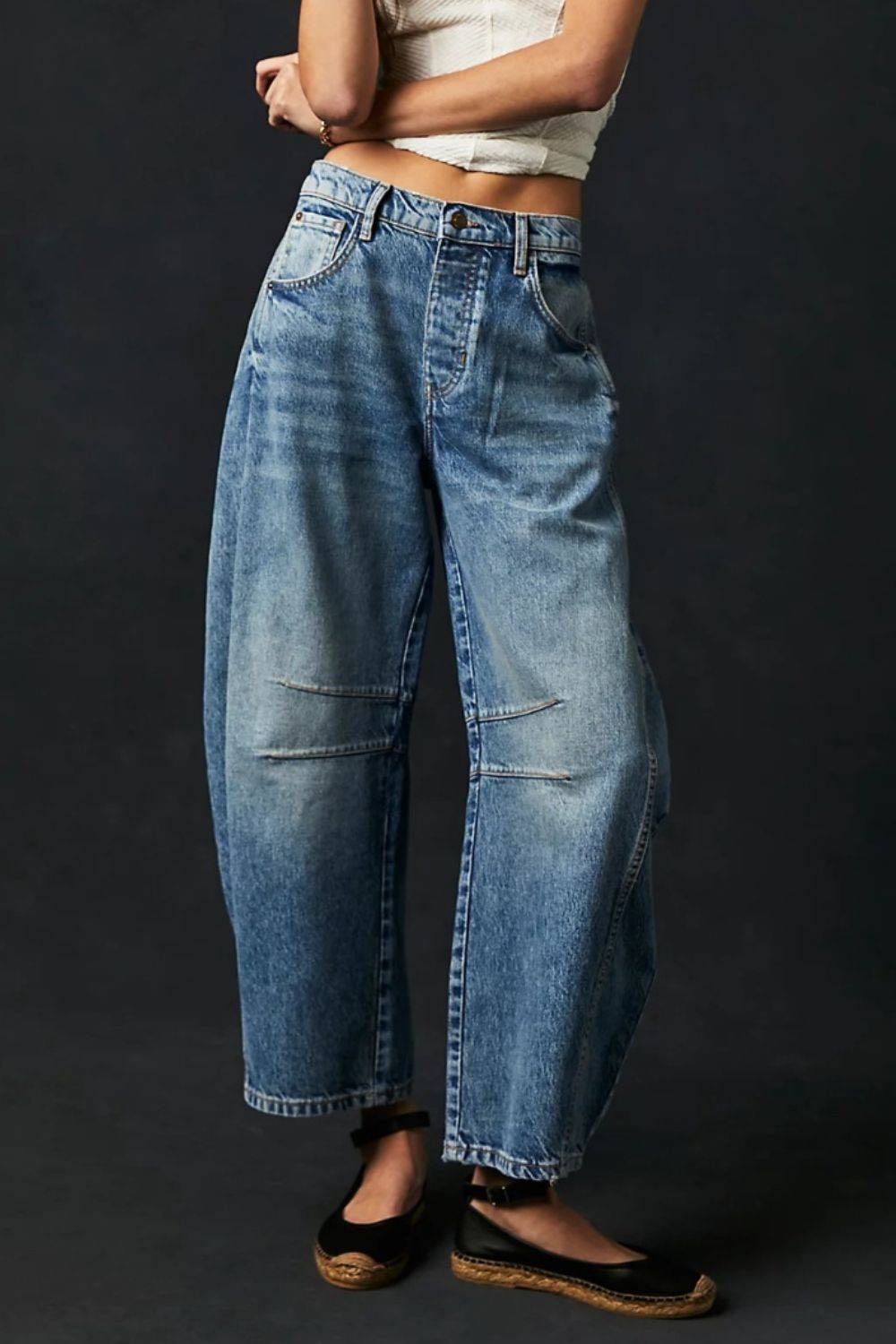 Wide Leg Barrel Jeans with Pockets | Timeless Wide-Leg Denim for Everyday Wear