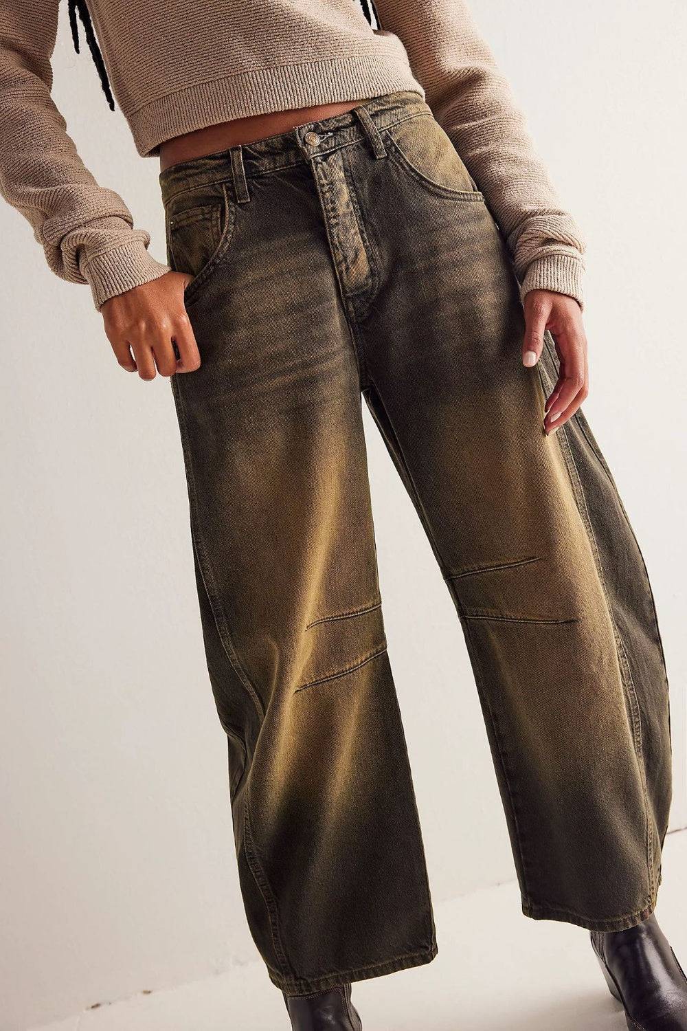 Wide Leg Barrel Jeans with Pockets | Timeless Wide-Leg Denim for Everyday Wear
