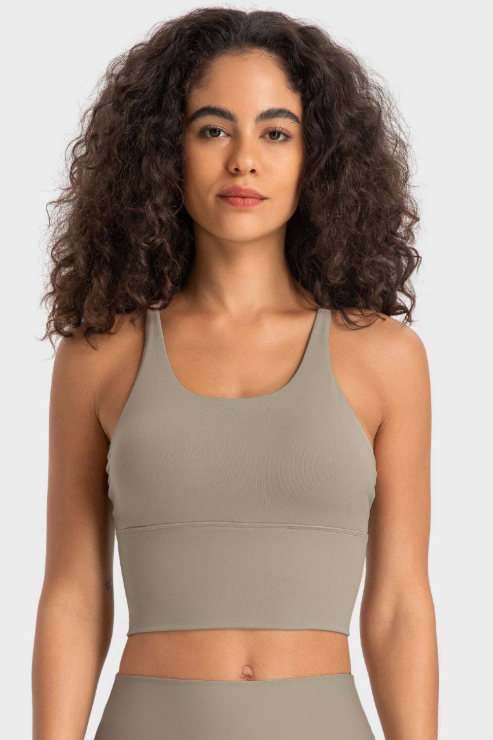 Chic Crisscross Back Ladder Sports Bra