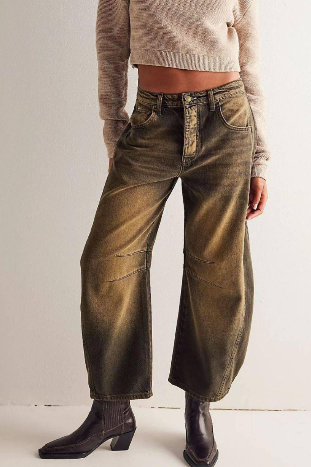 Wide Leg Barrel Jeans with Pockets | Timeless Wide-Leg Denim for Everyday Wear