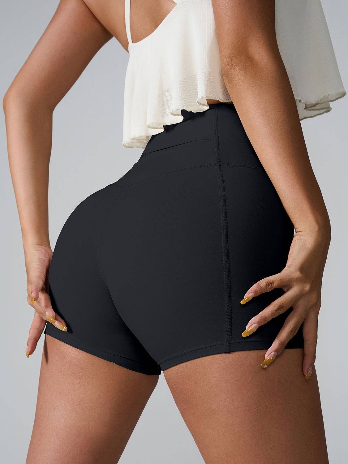 Sculpting High Waist Active Shorts Pocketed