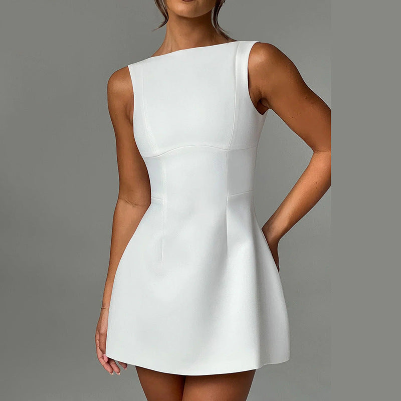 Sultry Slim-Fitting Backless Mini Dress for Chic Evenings