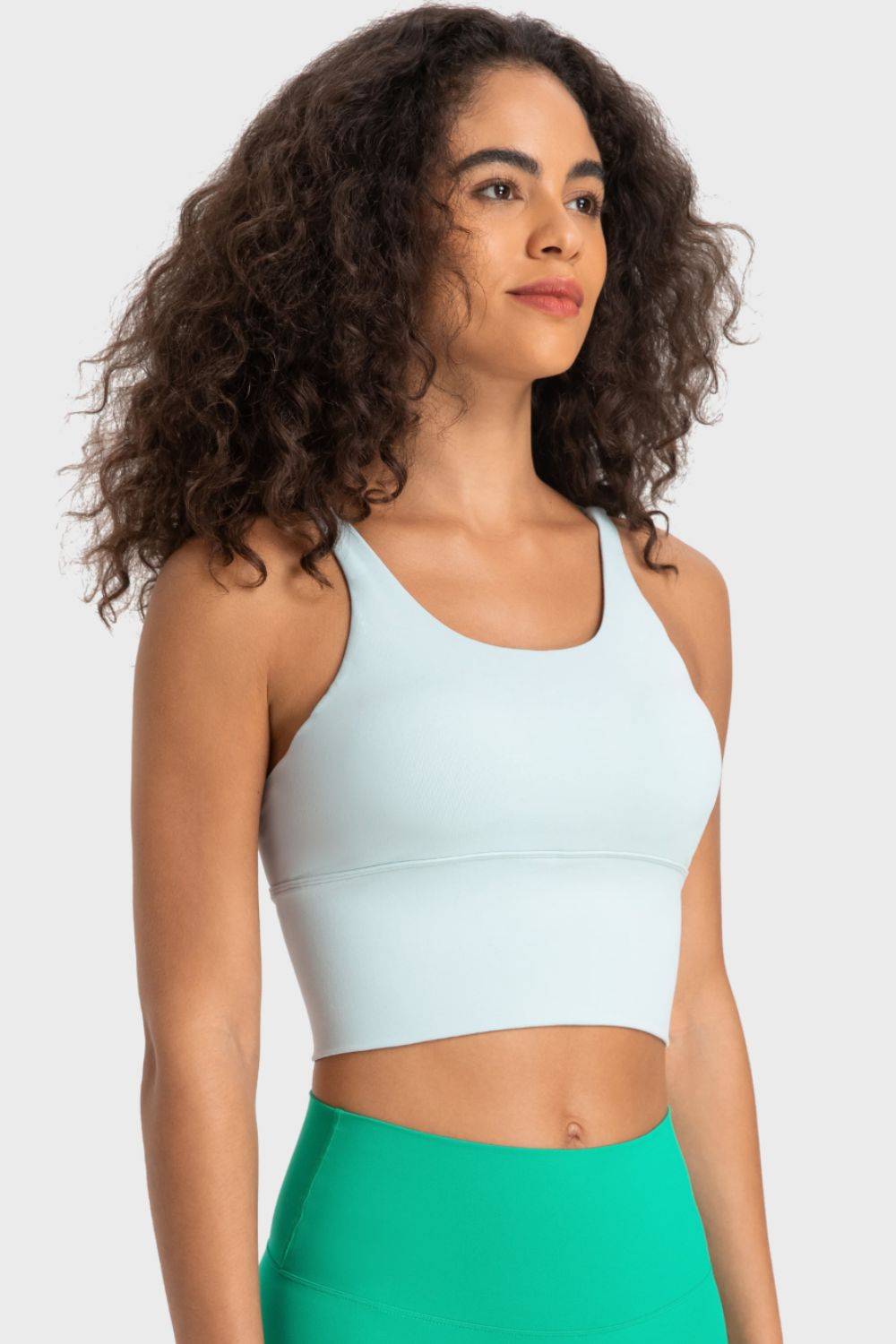 Chic Crisscross Back Ladder Sports Bra