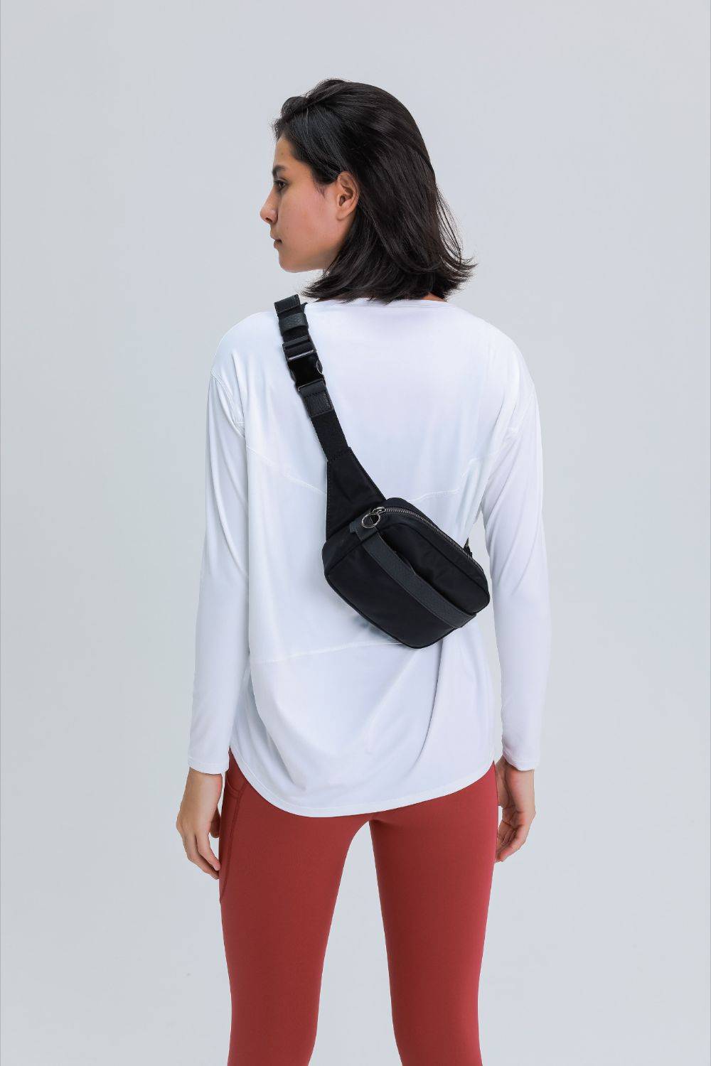 Loose Fit Active Top with Buttery-Soft Fabric and Relaxed Fit