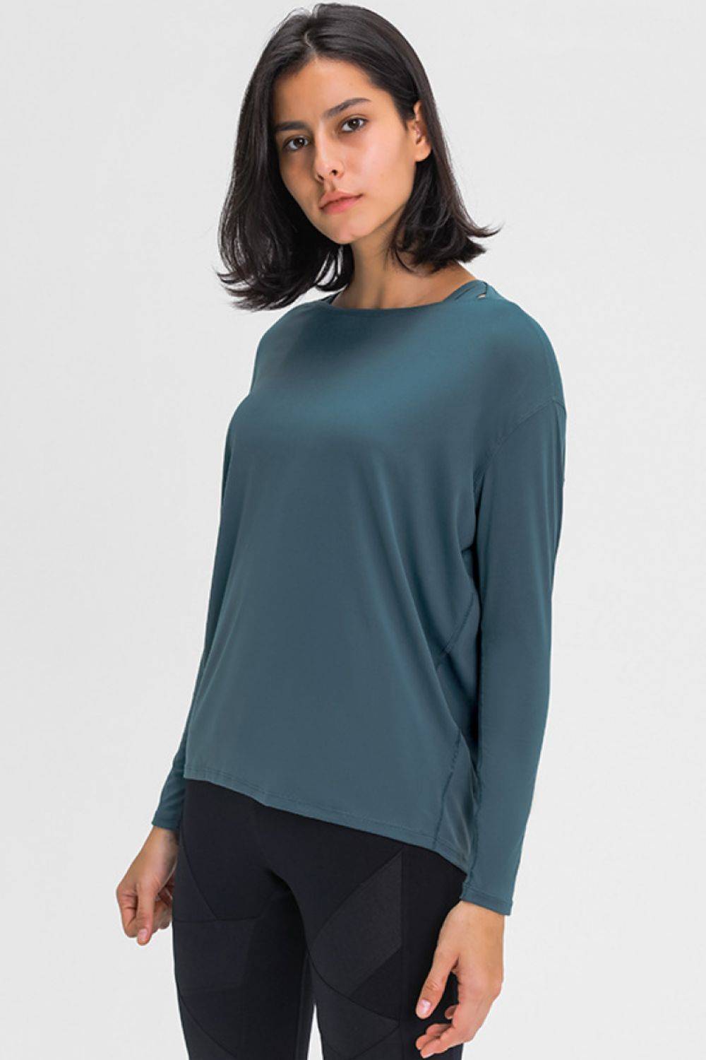 Loose Fit Active Top with Buttery-Soft Fabric and Relaxed Fit