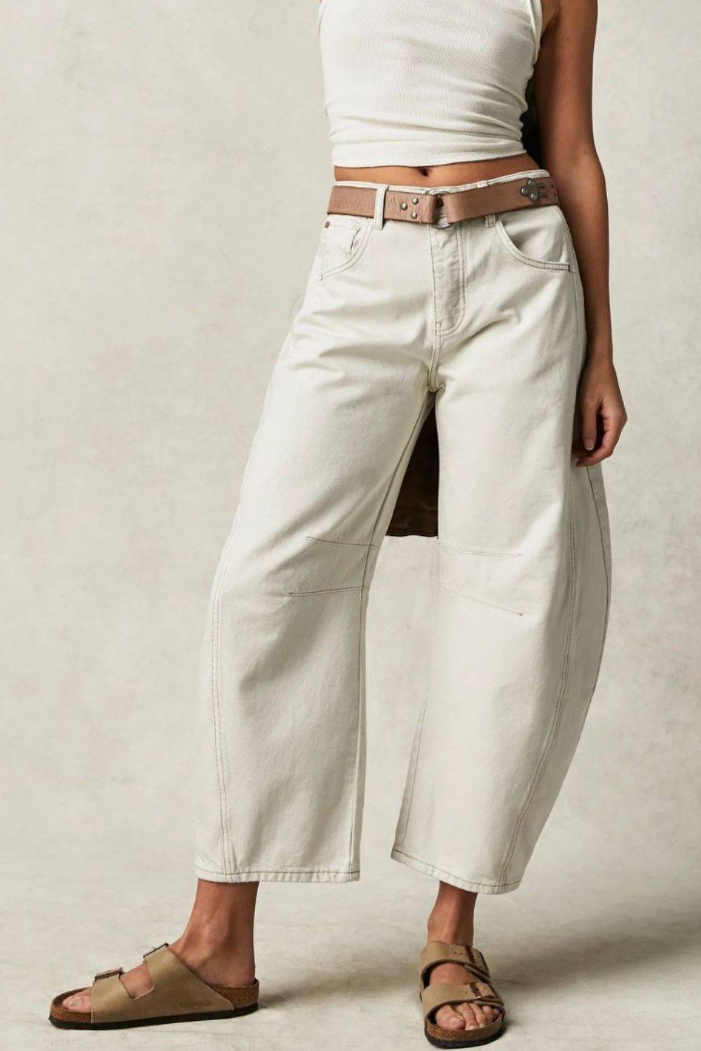 Wide Leg Barrel Jeans with Pockets | Timeless Wide-Leg Denim for Everyday Wear