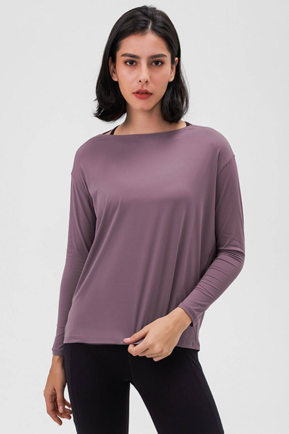 Loose Fit Active Top with Buttery-Soft Fabric and Relaxed Fit